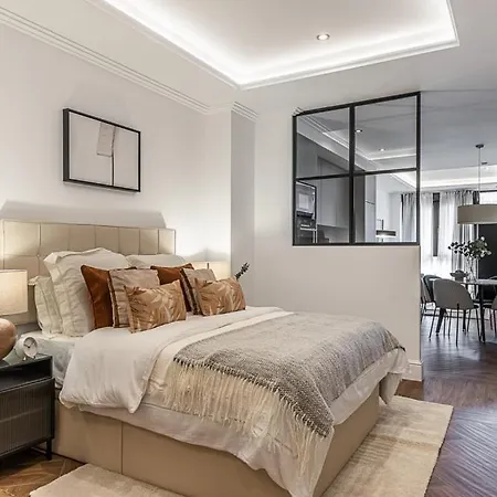 Dobo Retiro Apartment