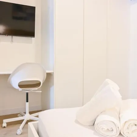 For Comodo De Un Gan5d Apartment Madrid