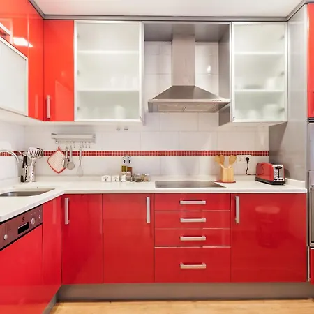 Elegant 1 Bedroom In The Heart Of Centro 아파트 마드리드