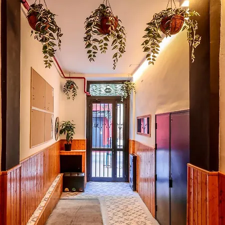 Eliseo - Livingcoworking - Malasana * Madrid