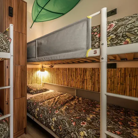 Hostal Eliseo - Livingcoworking - Malasana