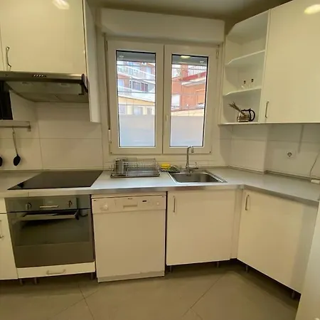 Ideal Flat In Chamartin - Martinez Apartment Madrid