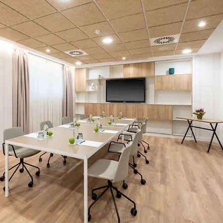 Hotel Novotel Campo De Naciones 4*