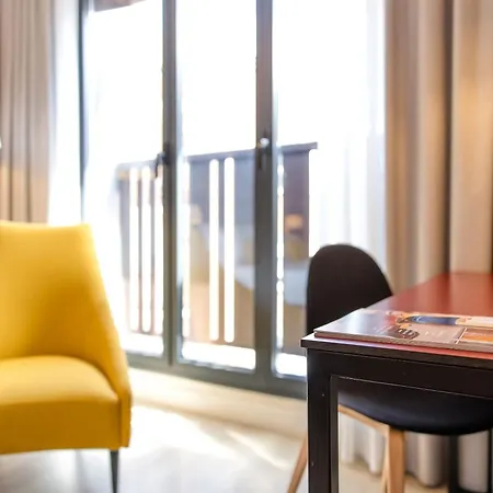 One Madrid-plaza De Espana Otel Madrid