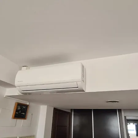 En Loft Apartment *
