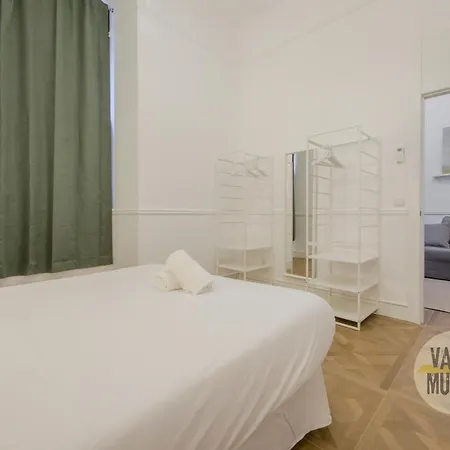 Confort Y Cultura Para 10, En El Vibrante Lavapies Apartamento Madrid
