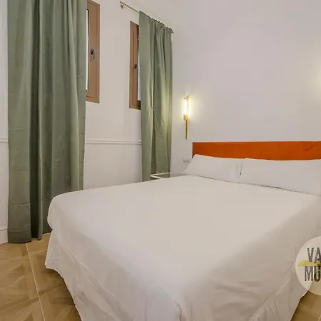 Confort Y Cultura Para 10, En El Vibrante Lavapies Apartamento Madrid