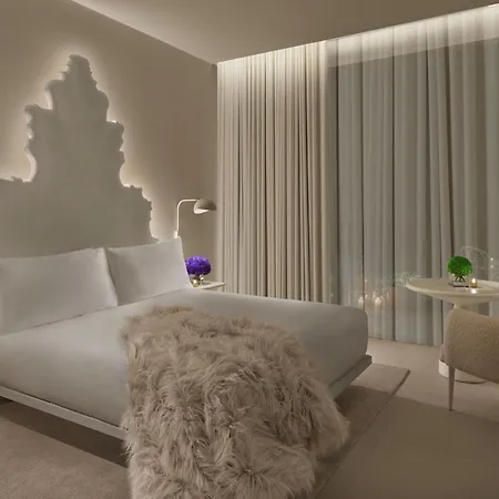 The Edition Hotel 5*