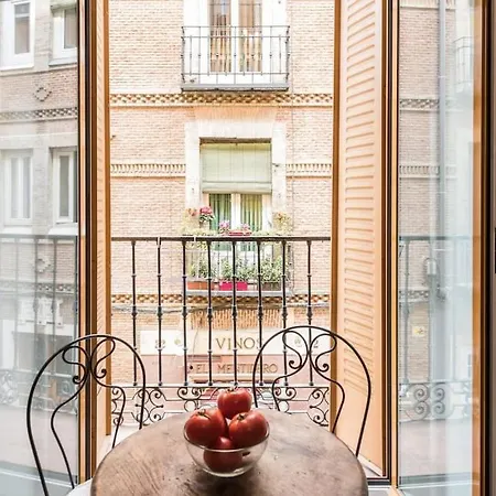 Your Cozy Nest Plaza Mayor - Sol - Rastro - Wifi - Almendro * Madrid