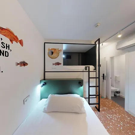 Hostel 2060 The Newton *