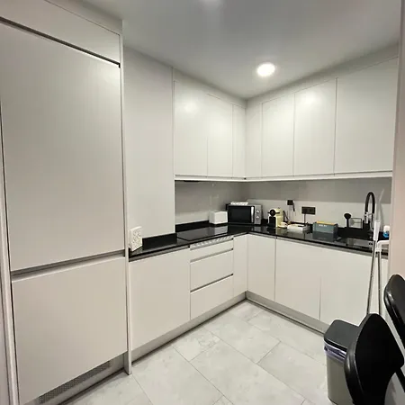 Apartamento Centrico, Luminoso Y Equipado