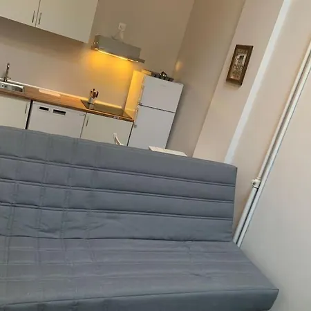 Estudio En Guindalera Cerca Del Centro 2d Madrid