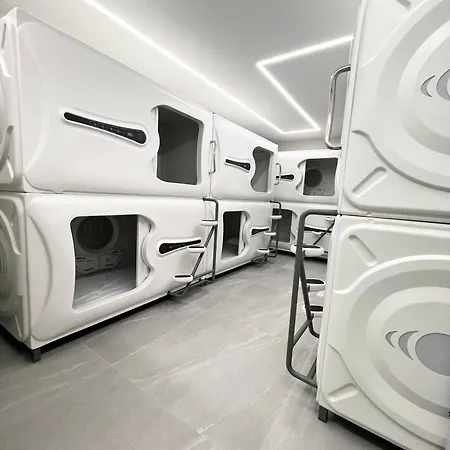 Hostel Napoles Madrid