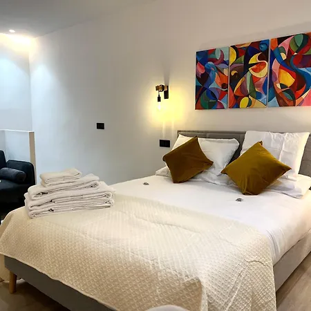 Duplex Moderno Y Acogedor Junto A Atocha Apartmán