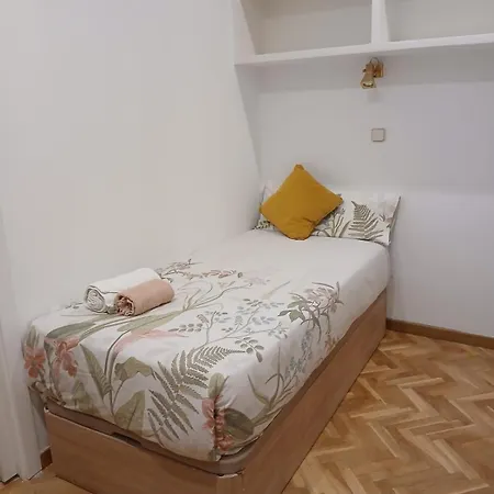Piso Centro Infantas Apartment *