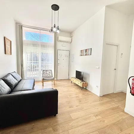 Aluche Aparment A * Madrid