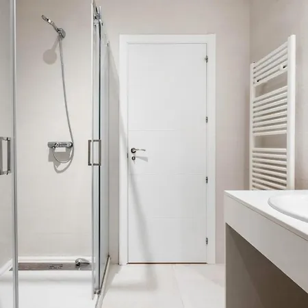 Apartment 4 Bedrooms 2 Bathrooms Furnished - Salamanca - Largue - Mintystay *