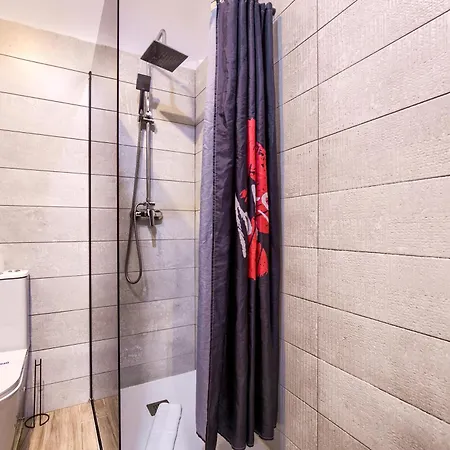 Charming Tirso De Molina Apartment *