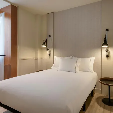Hotel Ac Vascos By Marriott Madrid
