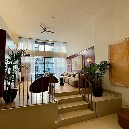 Recoletos Aparthotel 3*