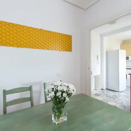 Apartamento Homelike Embajadores *