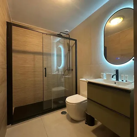 Apartment Con Parking Y Piscina *