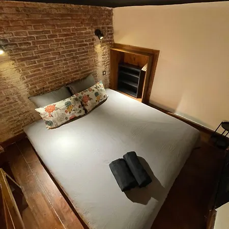 Moderno En Edificio Historico Apartamento *