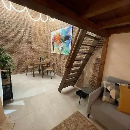 Moderno En Edificio Historico *