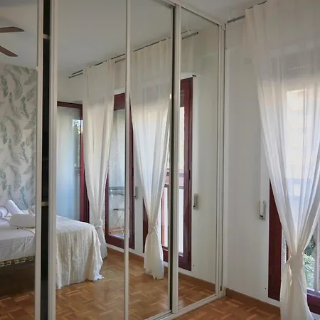 Apartment For Luminoso Y Practico Temporal En El Barrio Del Pilar Hrl5 *