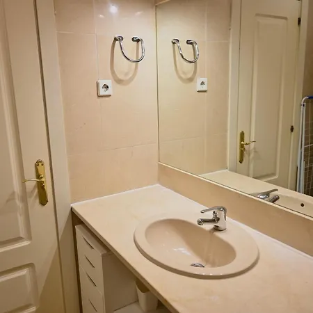 Apartment For Luminoso Y Practico Temporal En El Barrio Del Pilar Hrl5