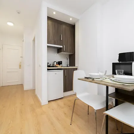 Luxury Iv - Ferga Apartment