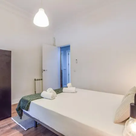 Apartment Ah- Diseno Y Alma Madrilena Cerca A Plaza Mayor *