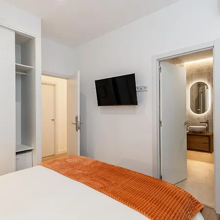 Queens Bernabeu - Alquiler Corta Duracion Apartment