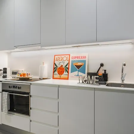 3min Walk - Retiro & Atocha - Luxury District And Desk *
