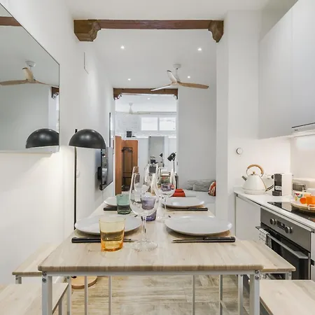 Apartmán 3min Walk - Retiro & Atocha - Luxury District And Desk Madrid