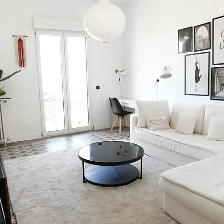 Casas Blue Ocean Gran Via Madrid