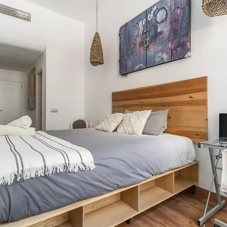 175m Trendy Loft In Luxury District With Premium Amenities Madrid