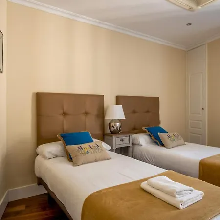 Minty - Plaza Mayor 3 Bd 아파트