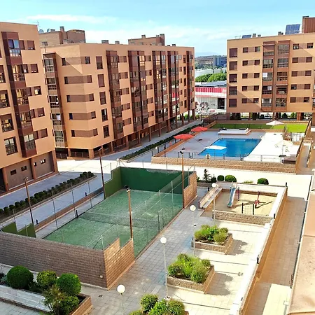 Campezo Airport Apartamento