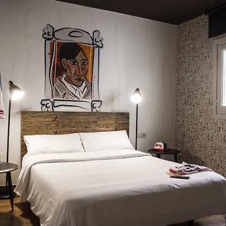 Hostel Room00 Chueca Madrid