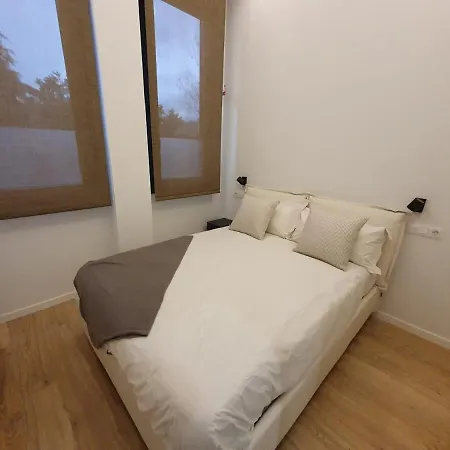 Bright & Stylish 1-bedroom With Parking - Balderas Appartement