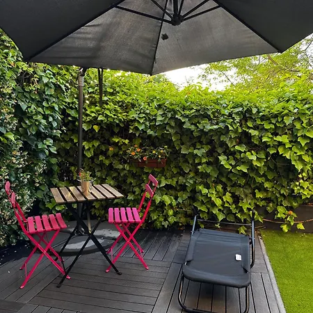 Apartamento-estudio Con Jardin Privado Madrid