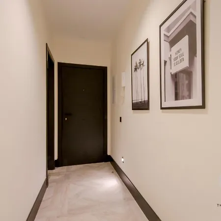 Un Madrid Moderno Para 7, Tu Refugio En Abada 2 E2 Apartmán