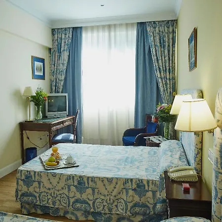 Hotel Osuna