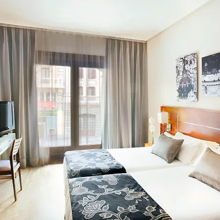 Boutique H10 De La Reina