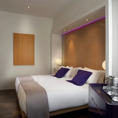 Me Reina Victoria By Meliá Hotel