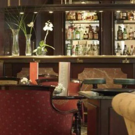 One Madrid-plaza De Espana Otel 4*