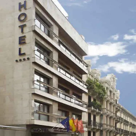Serrano 4*
