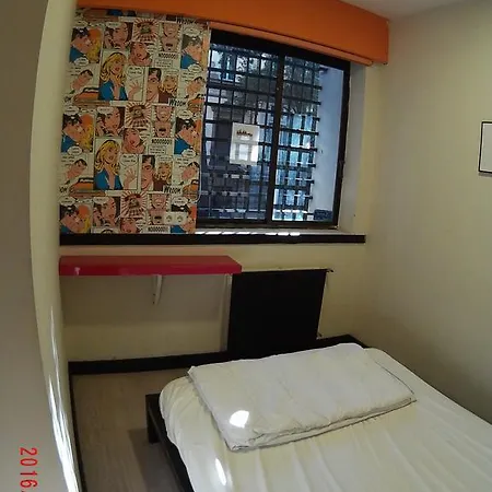 聚点旅馆 马德里