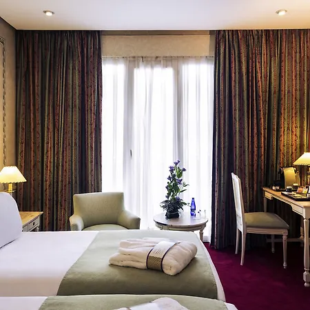 Otel One Madrid-plaza De Espana 4*